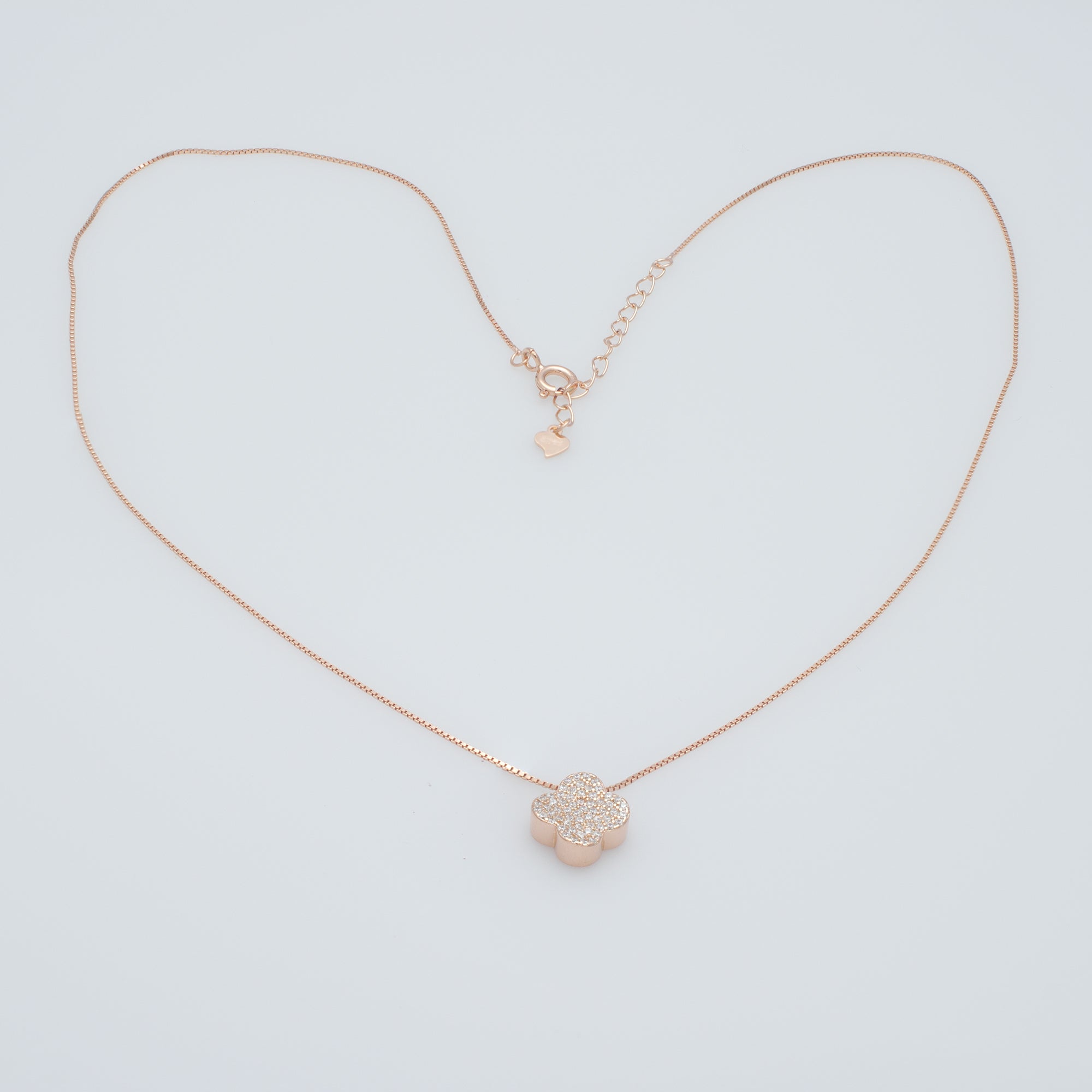 Pavé Clover Pendant Necklace in Rose Gold