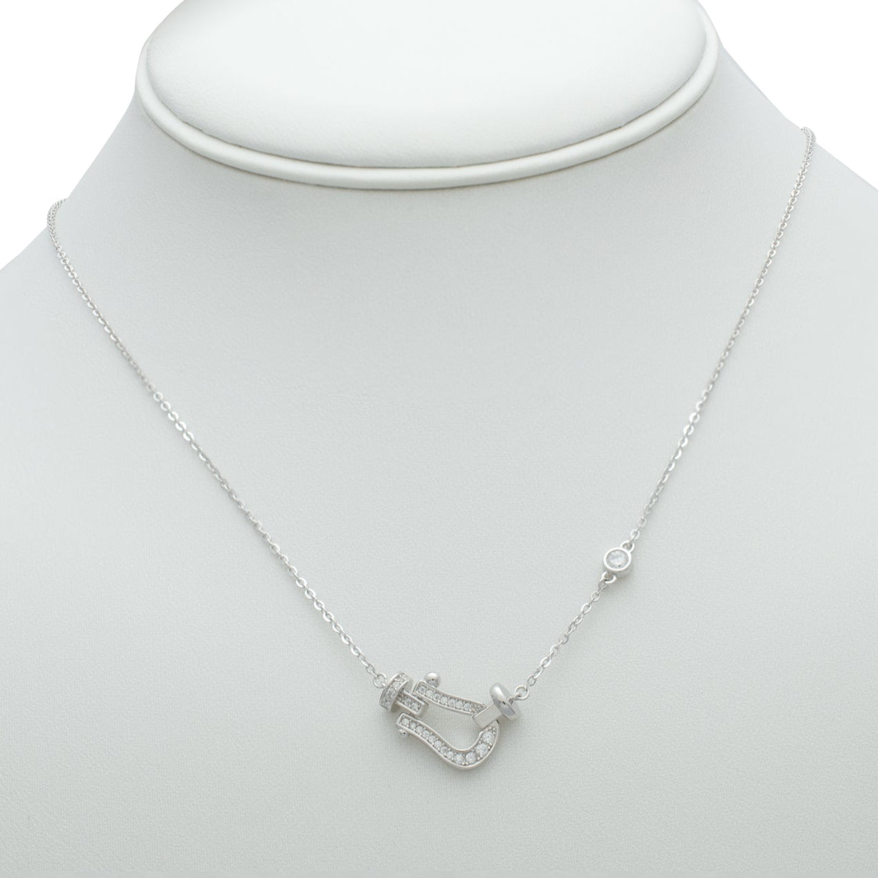 Sterling Silver Horseshoe Link Necklace