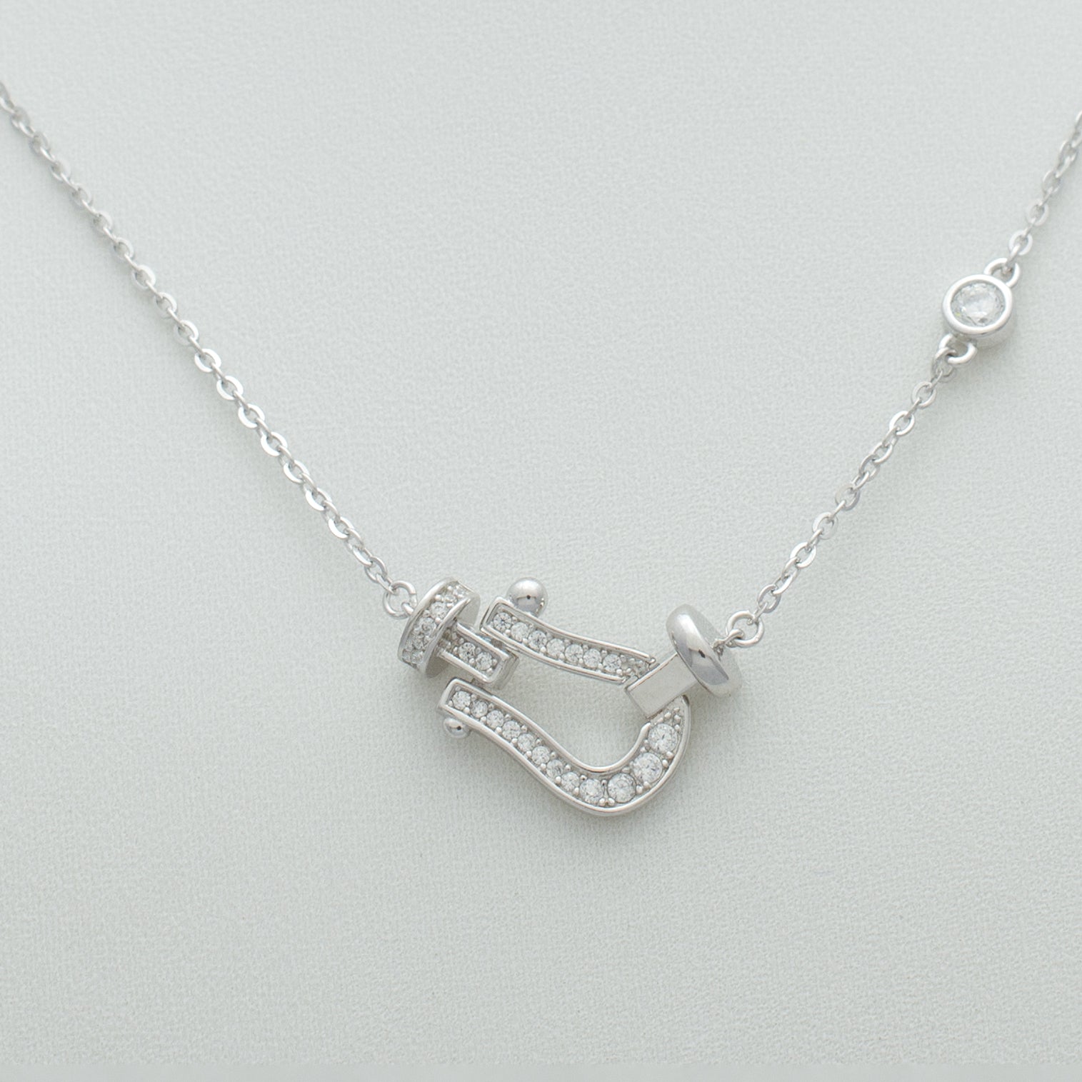 Sterling Silver Horseshoe Link Necklace