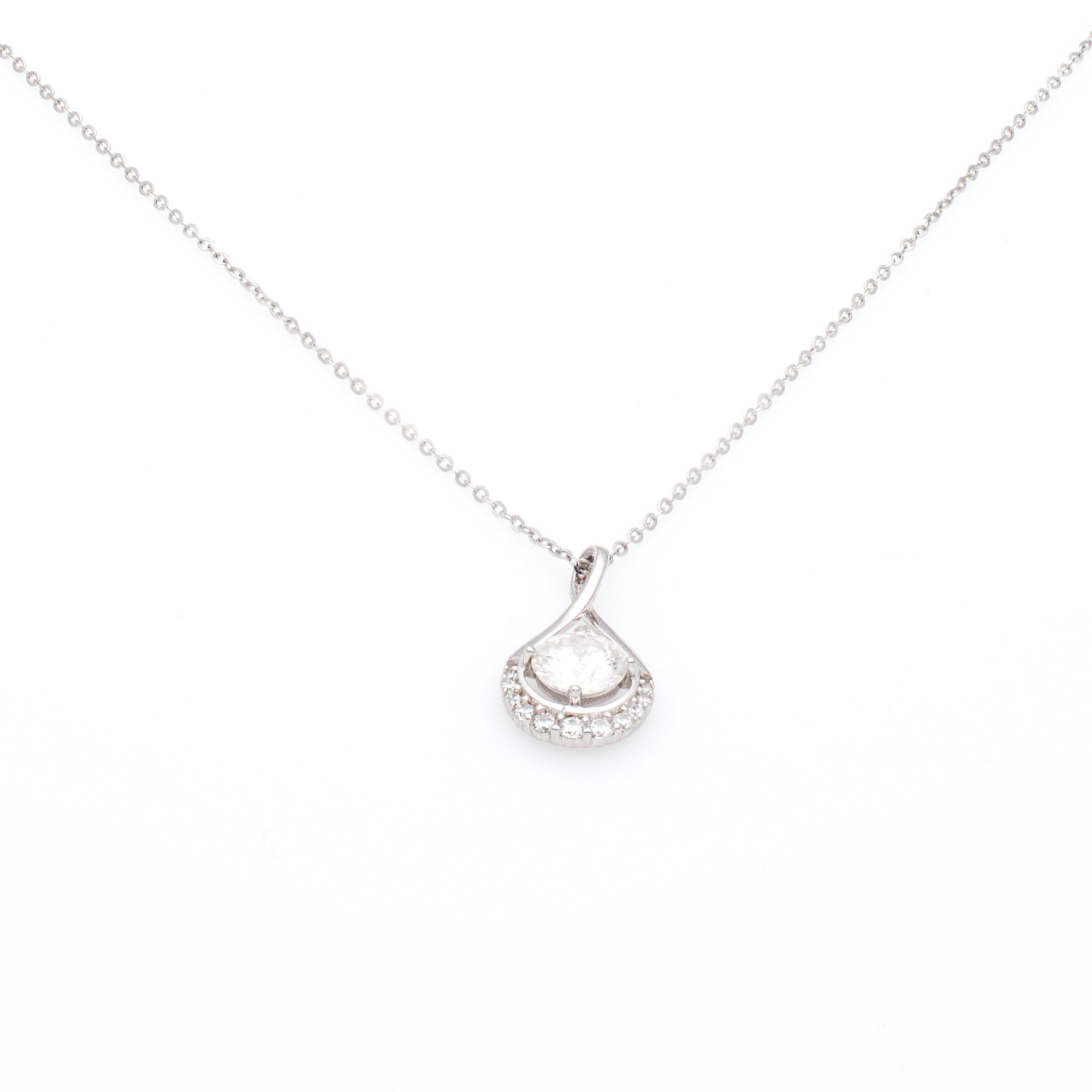 Teardrop Sparkle Pendant Necklace in Silver